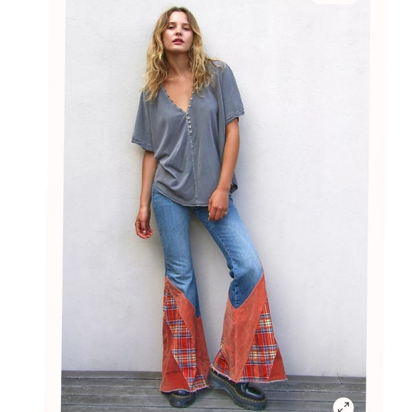 Free People Flashback Flare Jeans NWT Hard to Find Bell Bottoms Hippie 90s Y2K - Picture 5 of 6